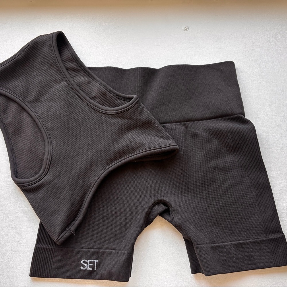 SET Active Seamless Rib Activewear Set (Bra & Shorts) - Picture 5 of 7
